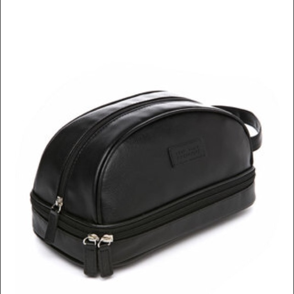Gentlemen’s Travel Kit by Perry Ellis.